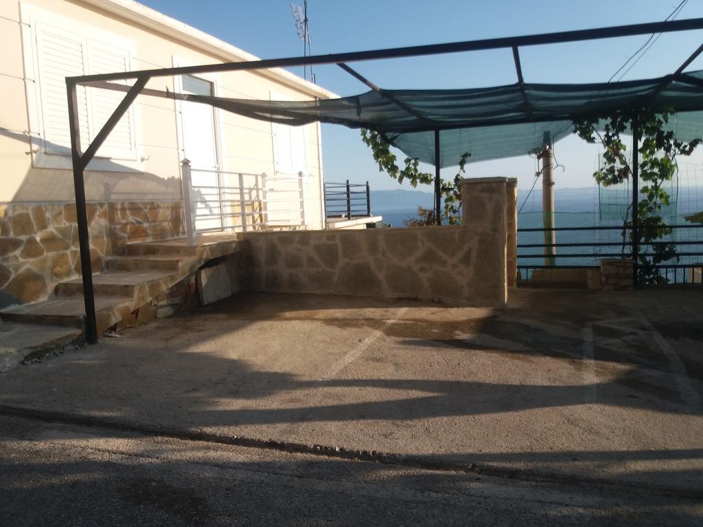 Qeparo Pano Rooms Buitenkant foto