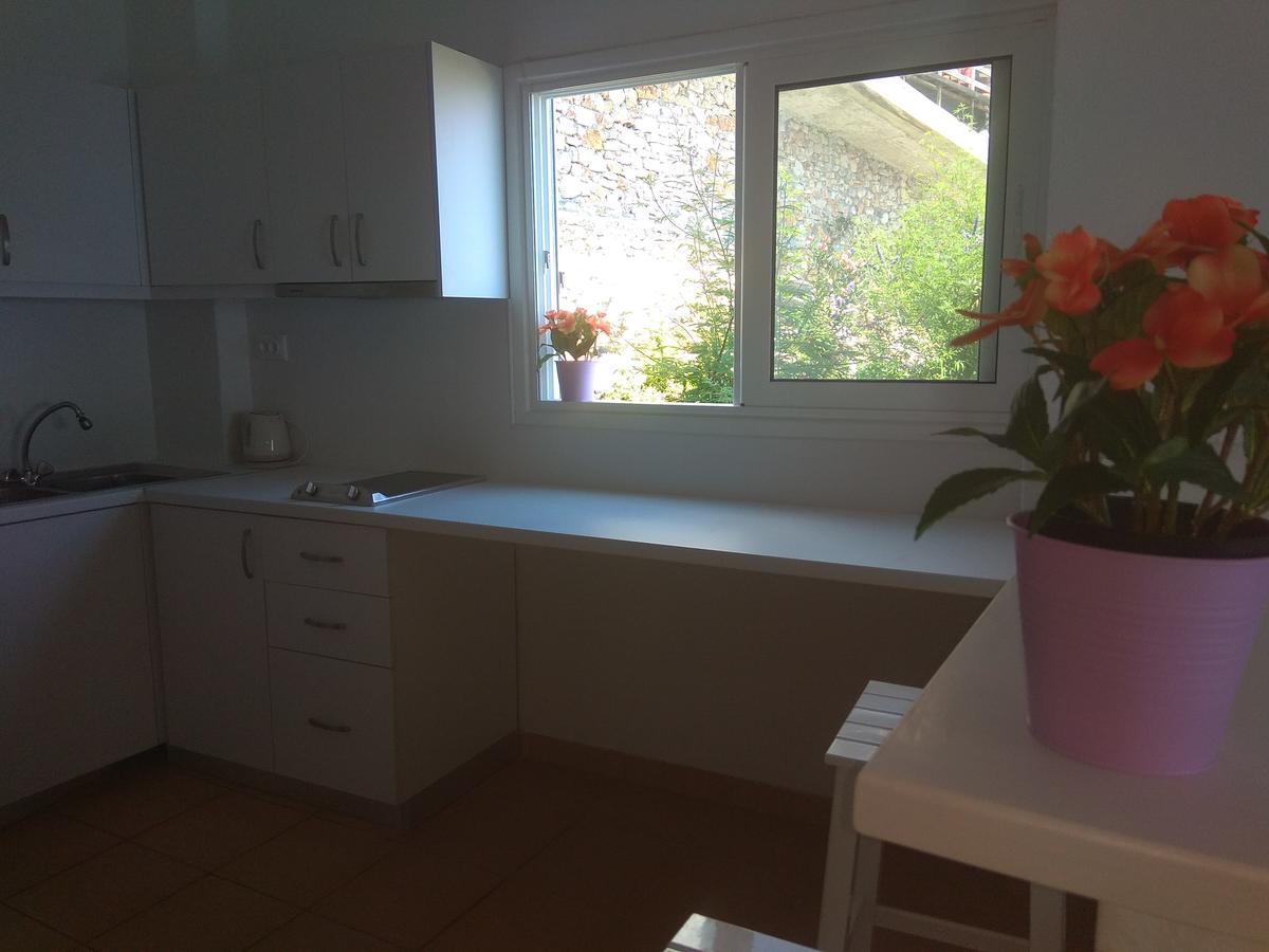 Qeparo Pano Rooms Buitenkant foto