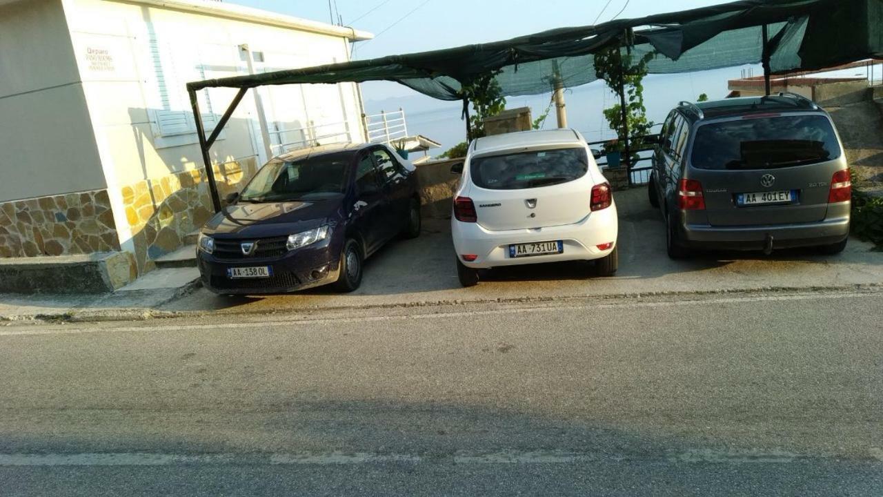 Qeparo Pano Rooms Buitenkant foto